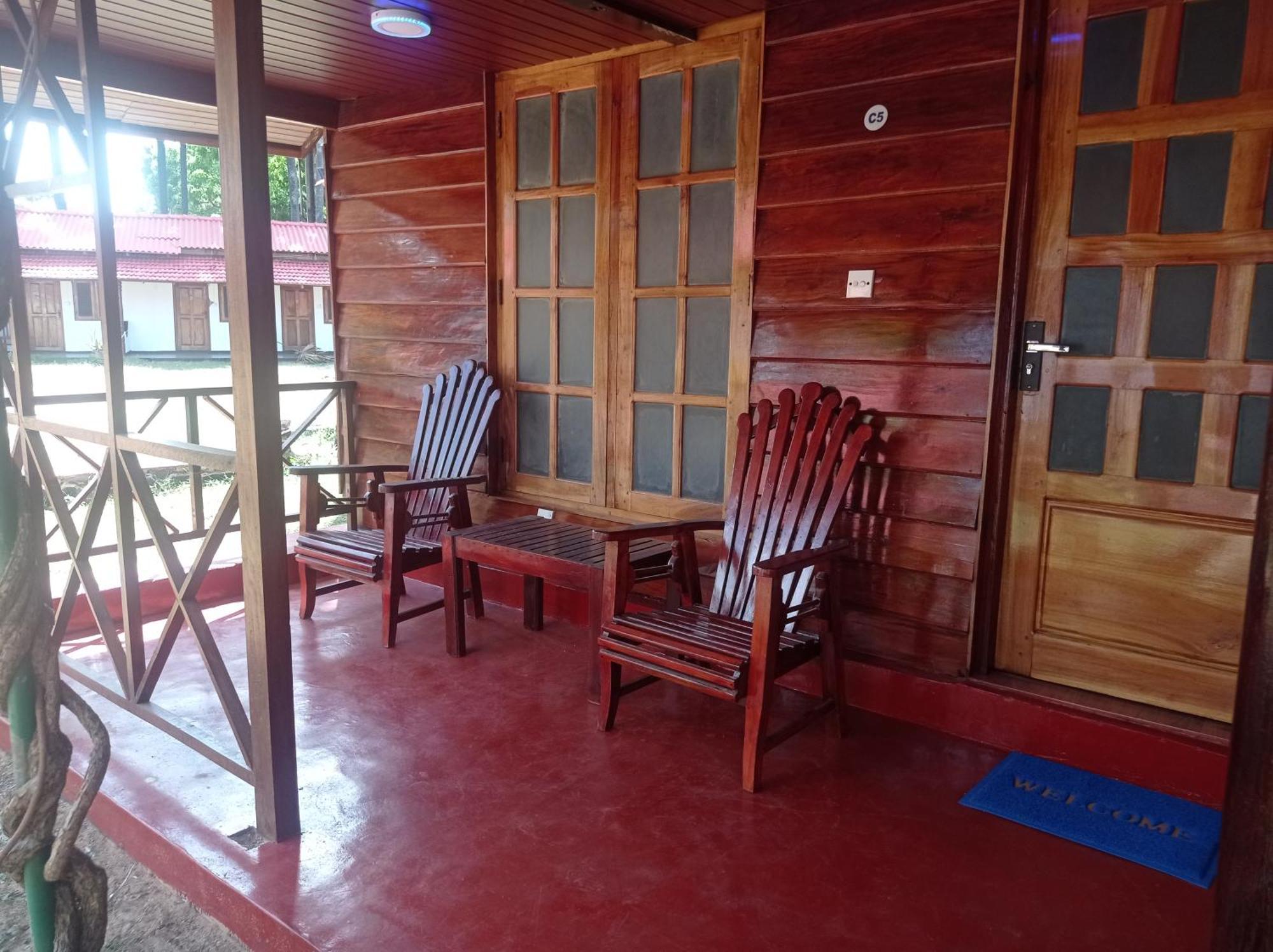 Silver Beach Hotel Trincomalee Ngoại thất bức ảnh