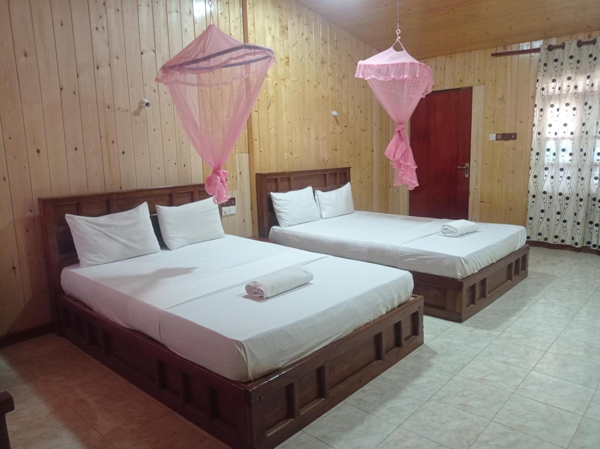 Silver Beach Hotel Trincomalee Ngoại thất bức ảnh