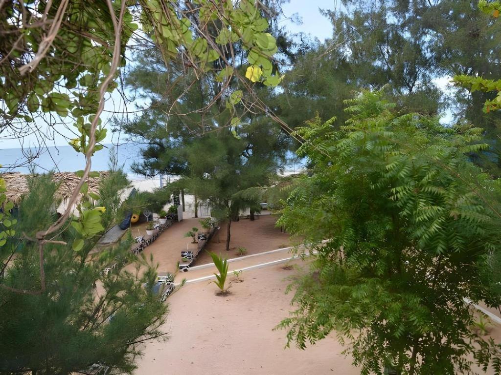 Silver Beach Hotel Trincomalee Ngoại thất bức ảnh