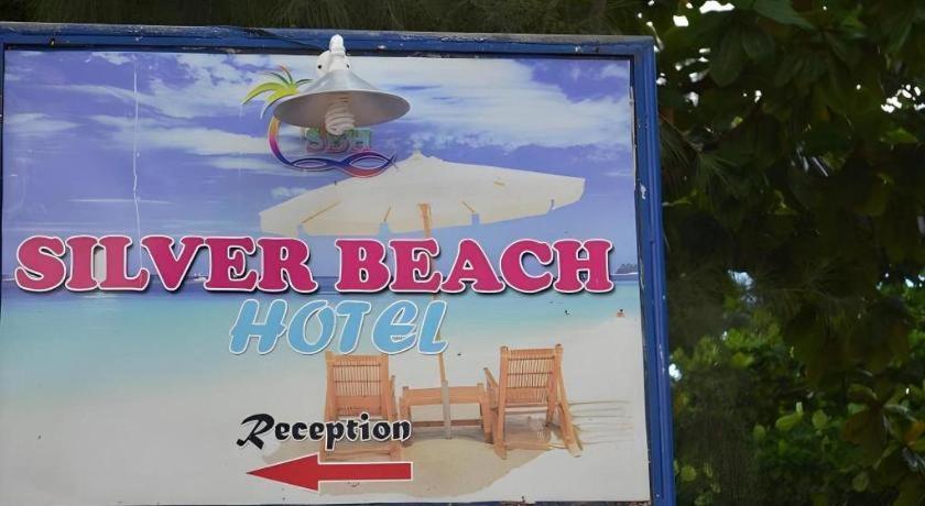 Silver Beach Hotel Trincomalee Ngoại thất bức ảnh