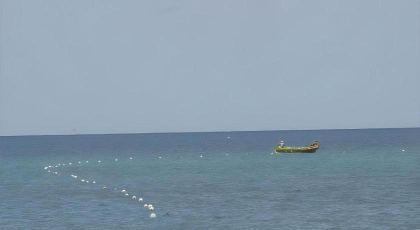 Silver Beach Hotel Trincomalee Ngoại thất bức ảnh