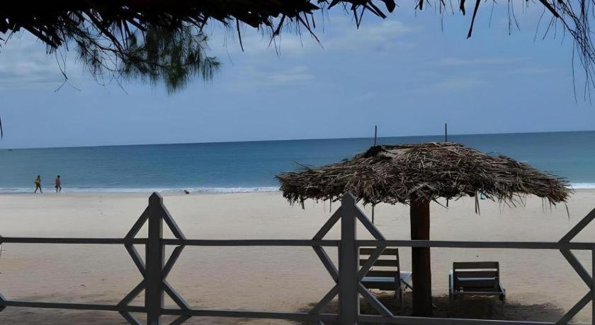 Silver Beach Hotel Trincomalee Ngoại thất bức ảnh